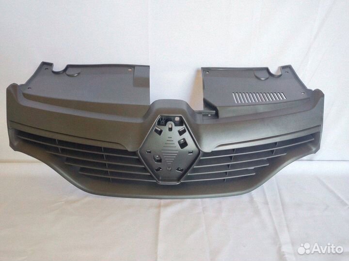623105727R Решетка Renault Logan II 2012-2018