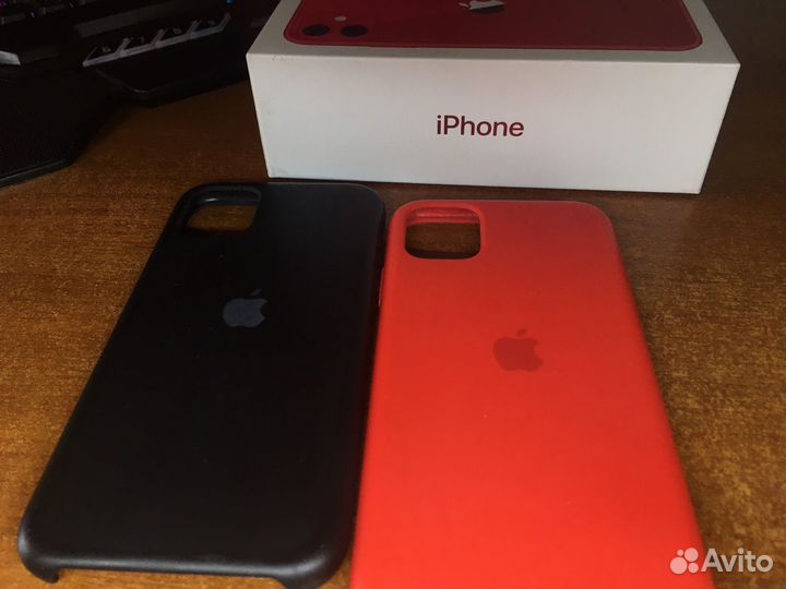 Чехол на iPhone 11