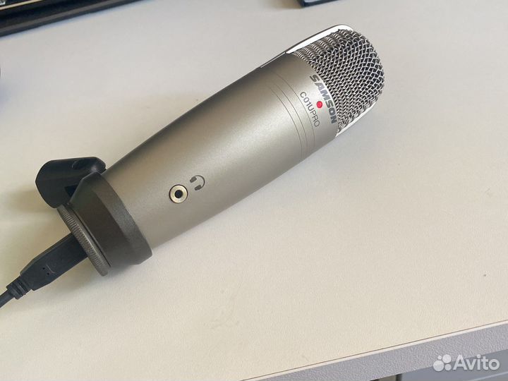 Микрофон samson c01u pro