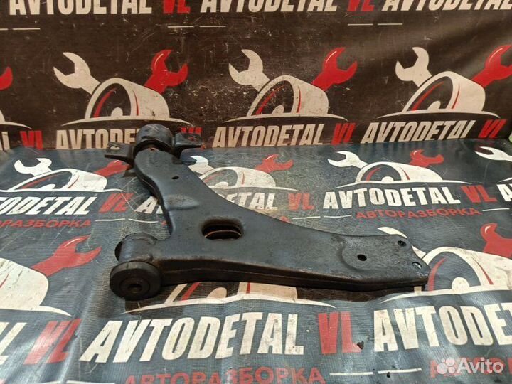 Рычаг подвески передний правый Ford Focus 1 MK1
