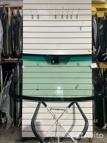 Лобовое стекло Тойота Ленд Крузер / Лексус Лх570