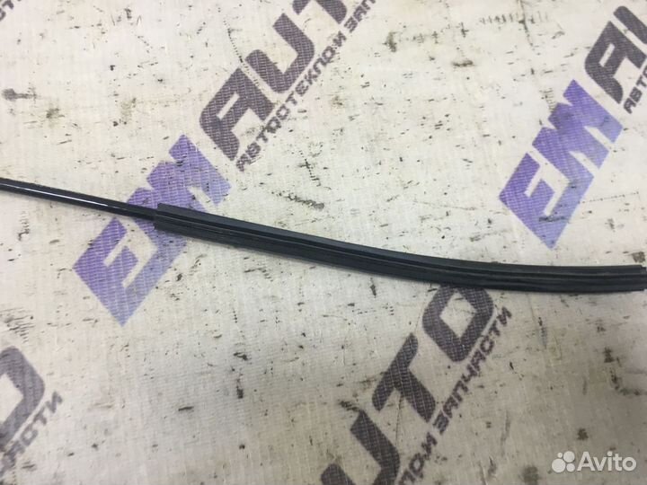 Трос замка двери передней правой Форд Фокус 2