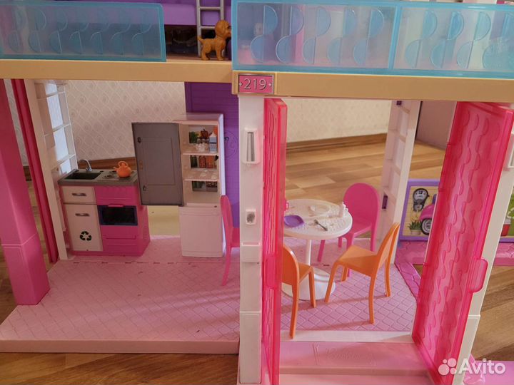 Дом Barbie (Барби) трёхэтажный с бассейном,лифтом