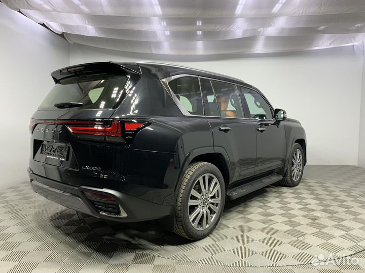 Lexus LX 3.5 AT, 2022
