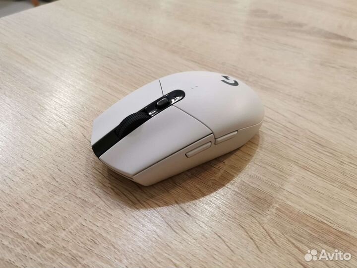 Беспроводная игровая мышка Logitech g304