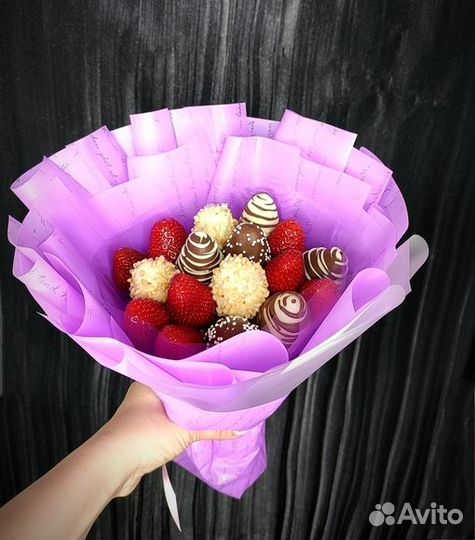 Букет из клубники в шоколаде