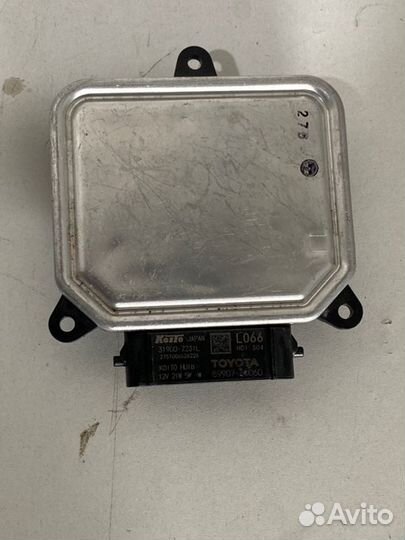 Блок розжига фары передний левый Toyota Land