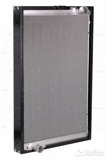 Радиатор двигателя