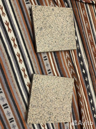 Гранитные подставки под акустику 300/300/40