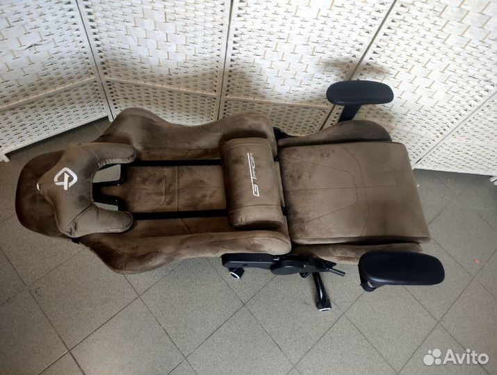 Компьютерное кресло новое