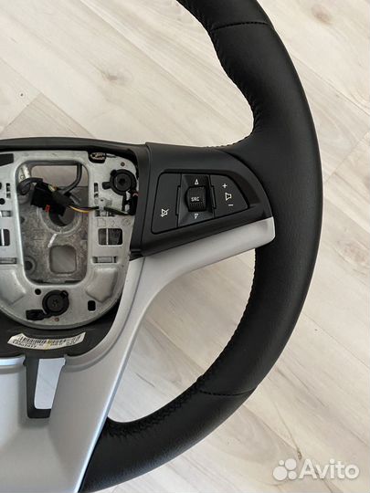 Руль оригинал круз