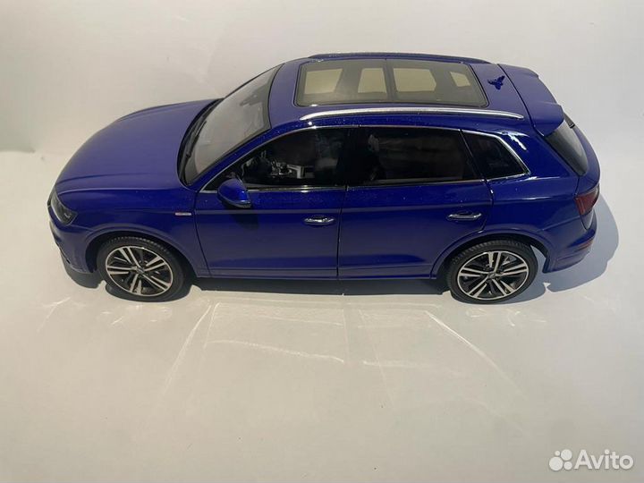 Audi Q5 1:18