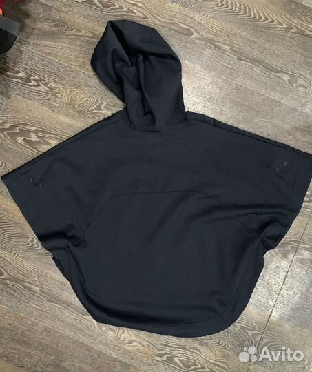 Оригинальное пончо Nike Tech Fleece