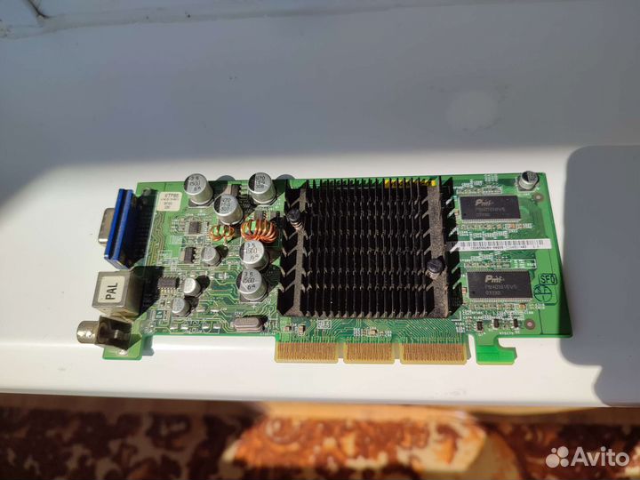 Видеокарта AGP asus V9520Magic