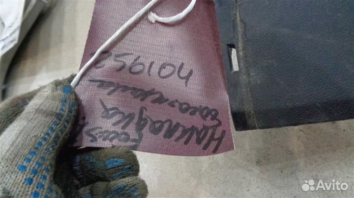 Обшивка багажника (на заднюю панель) Ford Focus 2