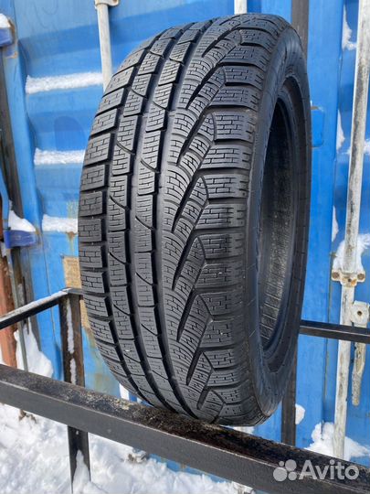 Pirelli Winter Sottozero II 225/55 R17