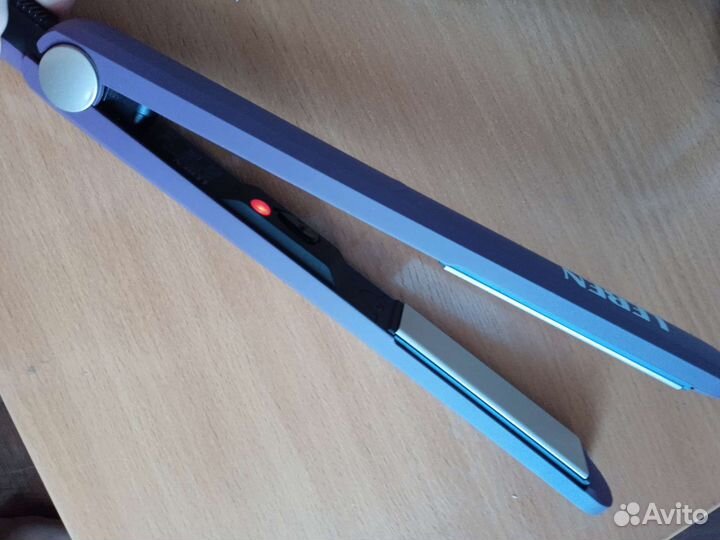 Выпрямитель для волос leben