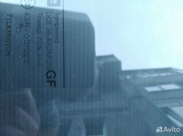 Стекло боковой двери