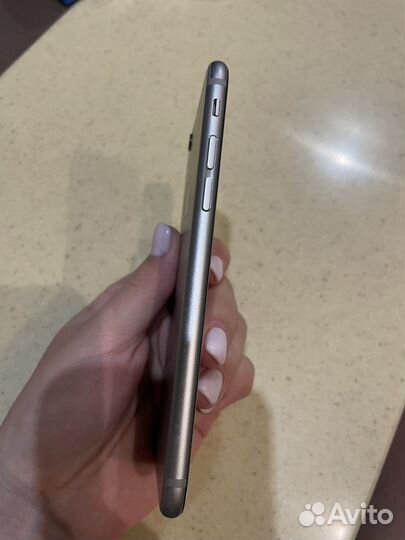 iPhone 6, 16 ГБ