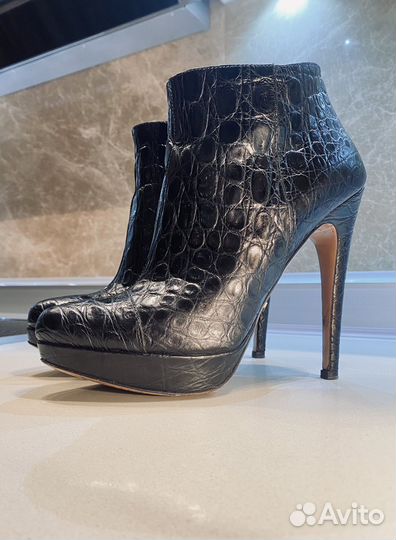 Prada ботильоны