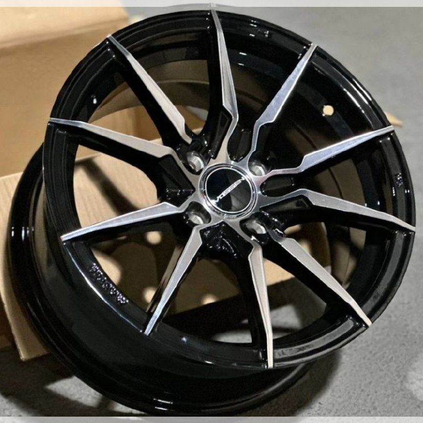 Литые диски Vossen VFS-10 7×R15 4×100