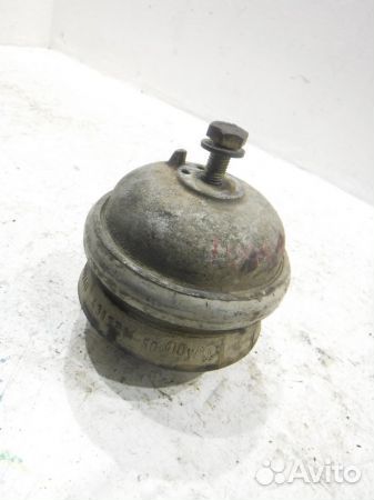 Подушка двигателя