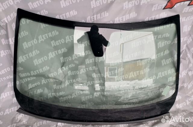 Стекло лобовое Renault Arkana 727123276R