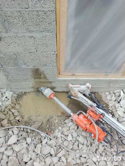 Алмазное сверление отверстий бурение отверстий