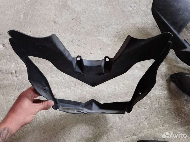 Пластик оригинал kawasaki z1000 2012