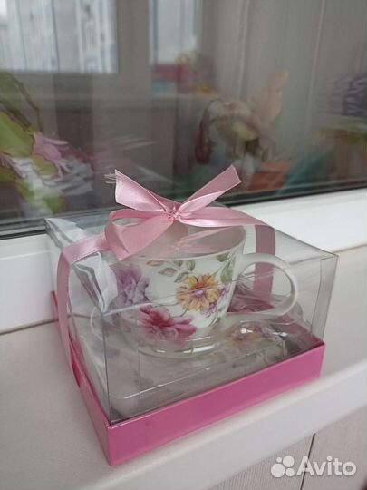 Чайный набор чашки и блюдце