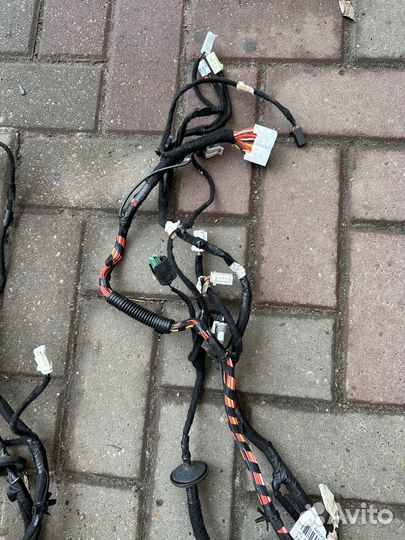 Жгут проводов двери задка Лада Веста кросс