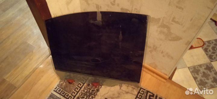 Правое стекло задней двери Nissan Almera N16