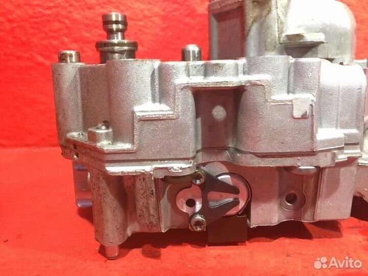 Блок клапанов с масляным насосом Audi A4 BFB (Б/У)