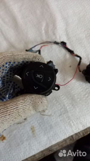 Кнопки мультируля Ford Focus 3