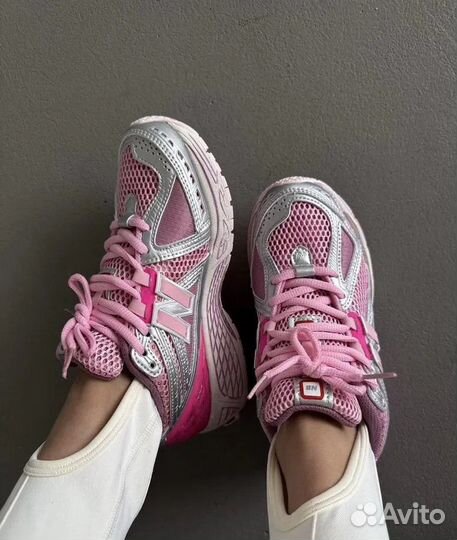 Кроссовки New balance 1906 R розовые 36-41