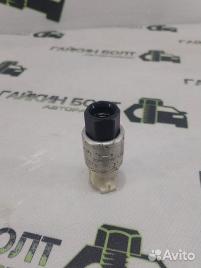 Датчик давления компрессора кондиционера Ford