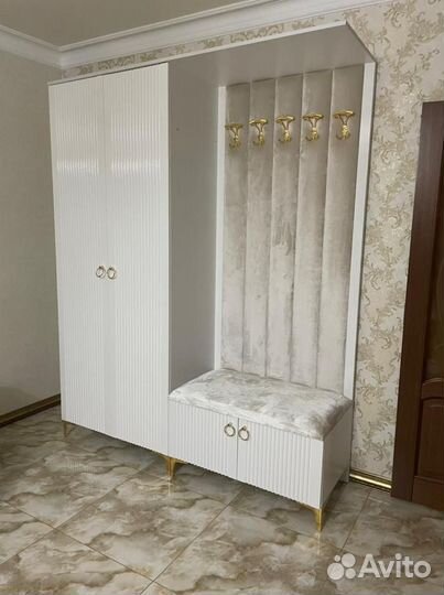 Прихожая новая