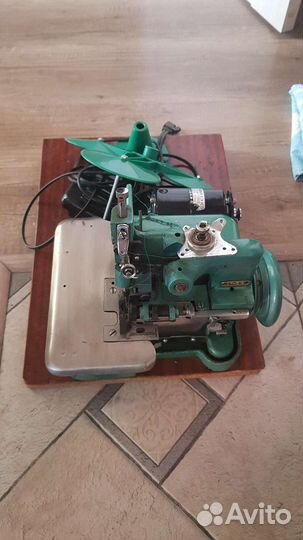 Оверлок для швейной машины