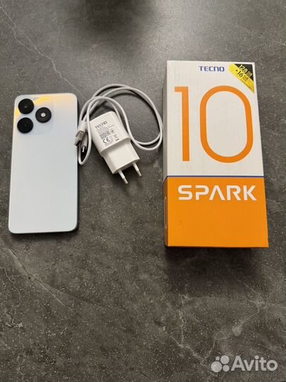 TECNO Spark 10 Pro, 8/128 ГБ