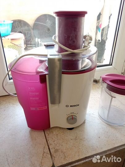 Соковыжималка Bosch XXL 700W