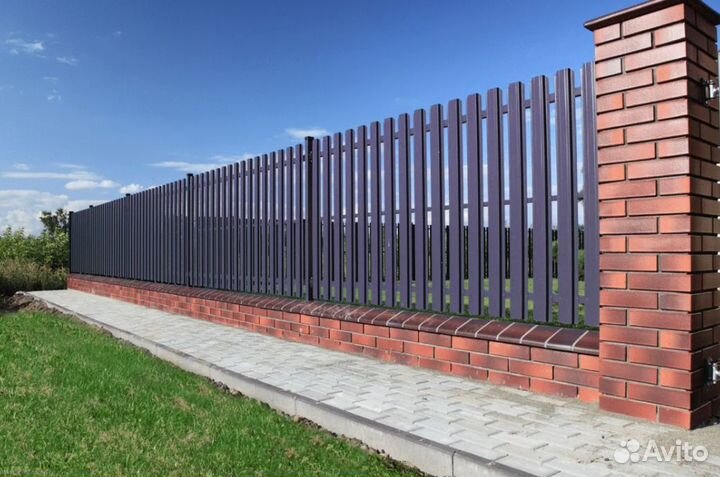 Забор из евроштакетника цена качественно