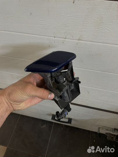 Форсунка омывателя фар tiguan