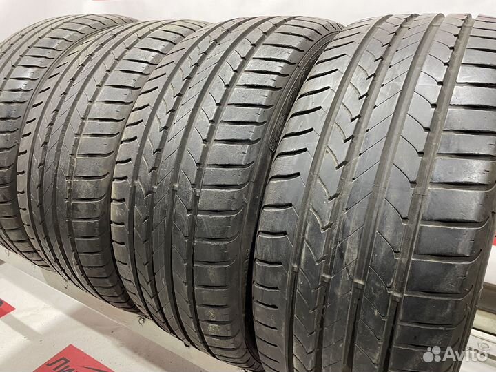Goodyear EfficientGrip 215/40 R17