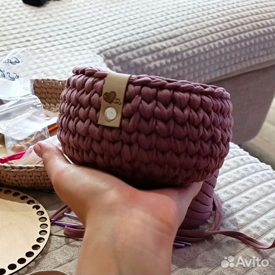 Корзинка интерьерная (из трикотажной пряжи)