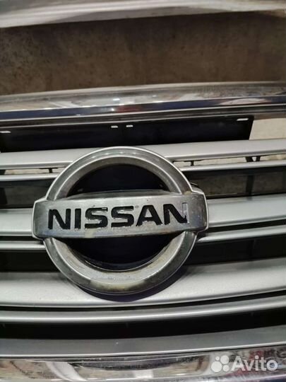 Решетка бампера на ниссан сентра B 17