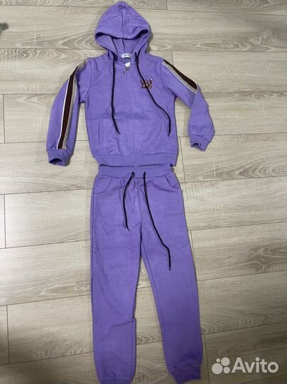 Спортивный костюм для девочки