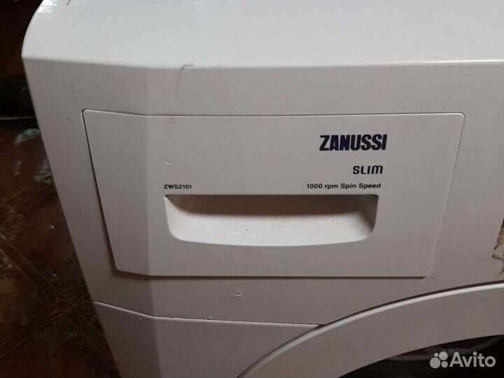 Стиральная машинна Zanussi