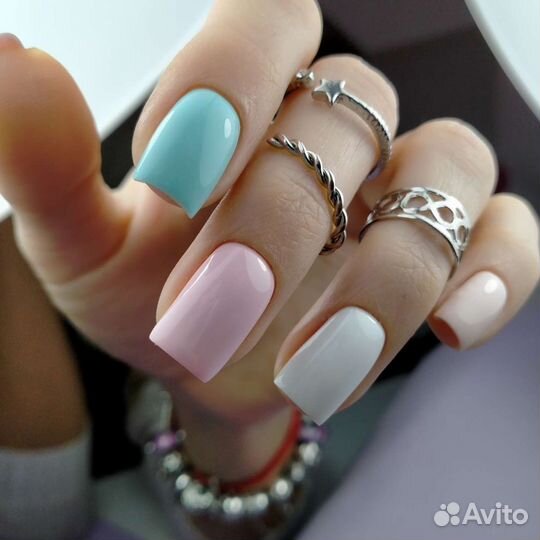 Маникюр, наращивание ногтей