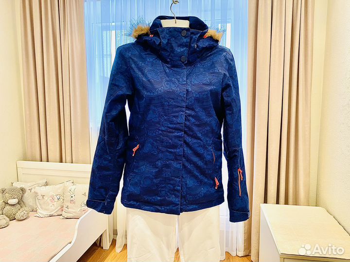 Сноубордическая куртка женская Roxy