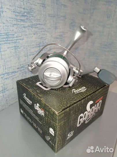 Катушка безынерционная premier garaka 4000F